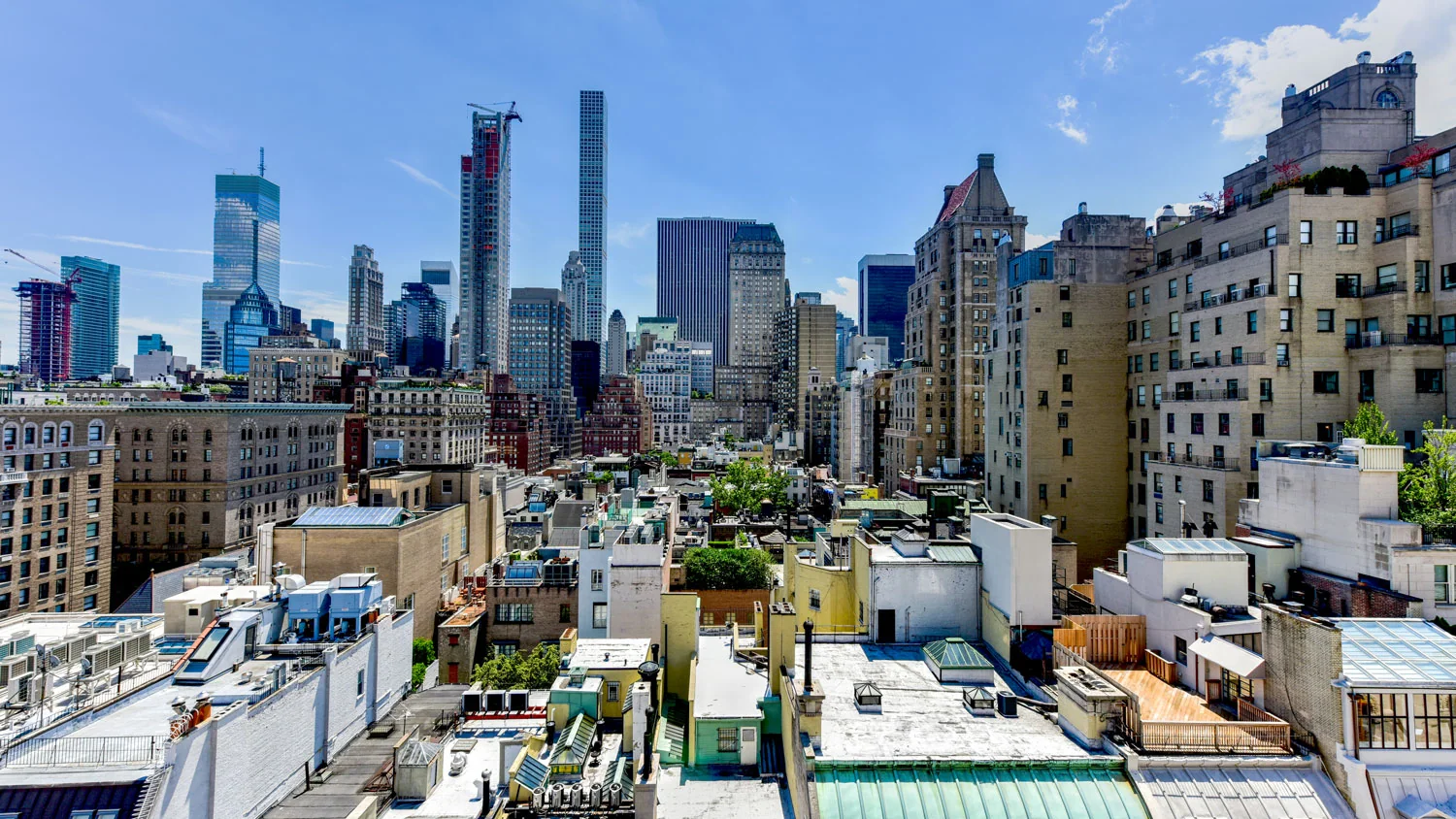 Sustainable Green Roofs Are More Than Eco-Friendly: Attract More Tenants and Increase Your ROI